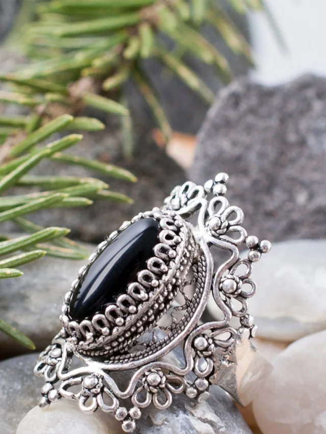 black onyx ring